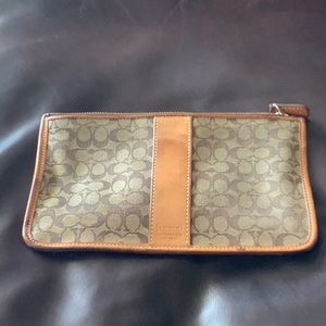 Vintage signature Coach makeup case